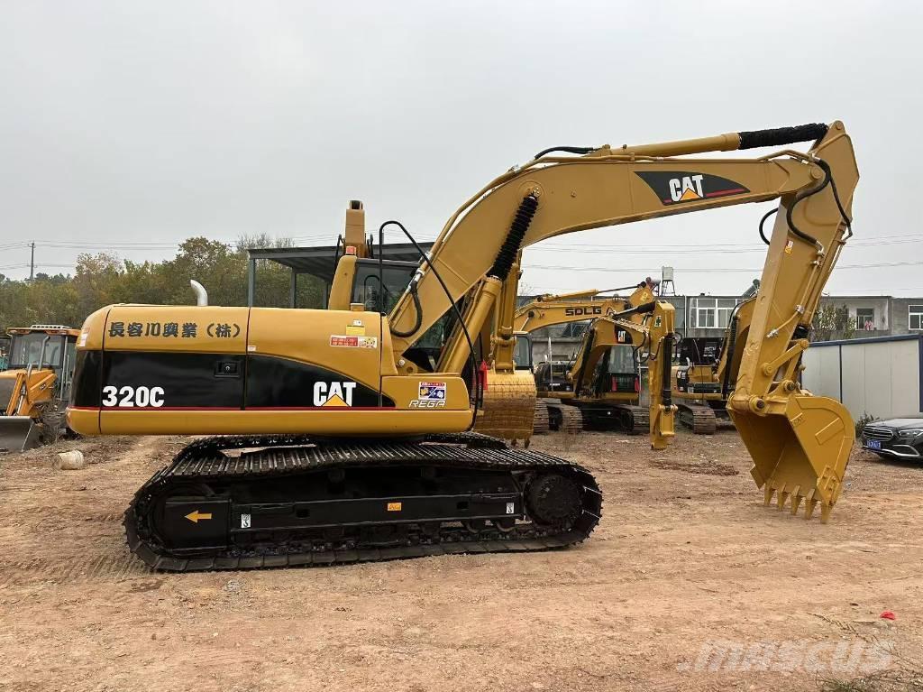 CAT 320C Rupsgraafmachines