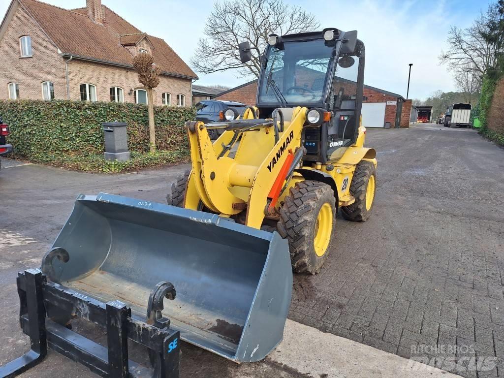 Yanmar V8 Knik- en schrankladers