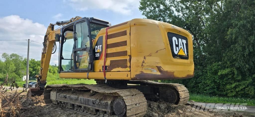 CAT 320 Rupsgraafmachines