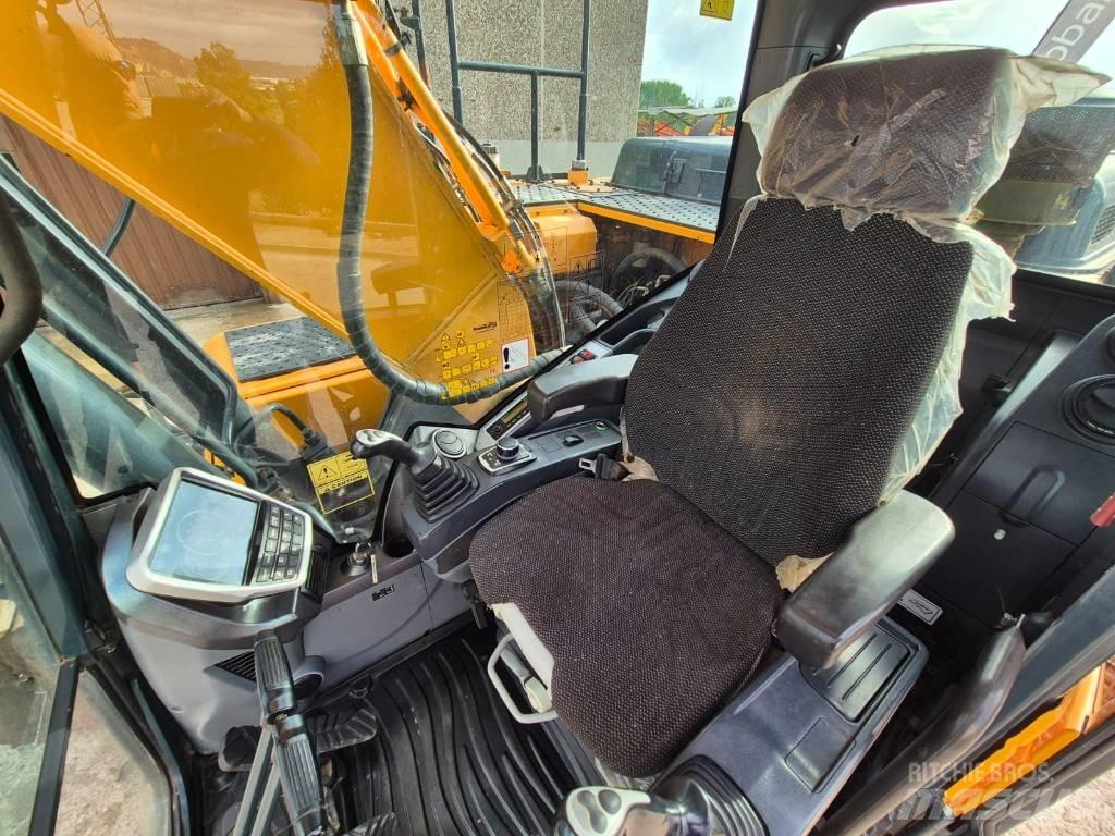 Hyundai HX 220 L Rupsgraafmachines