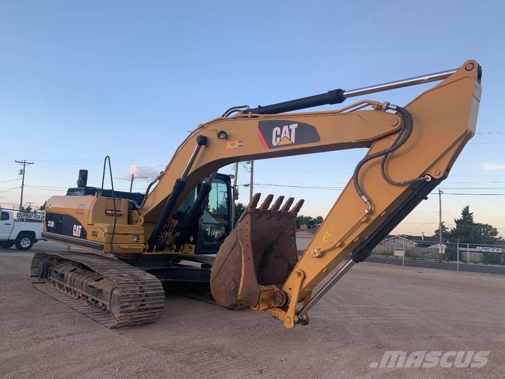 CAT 324 D L Rupsgraafmachines