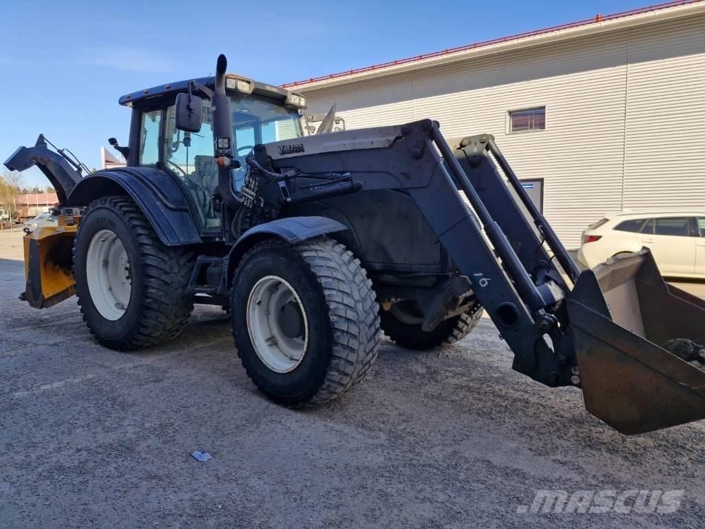 Valtra T 191 Tractoren