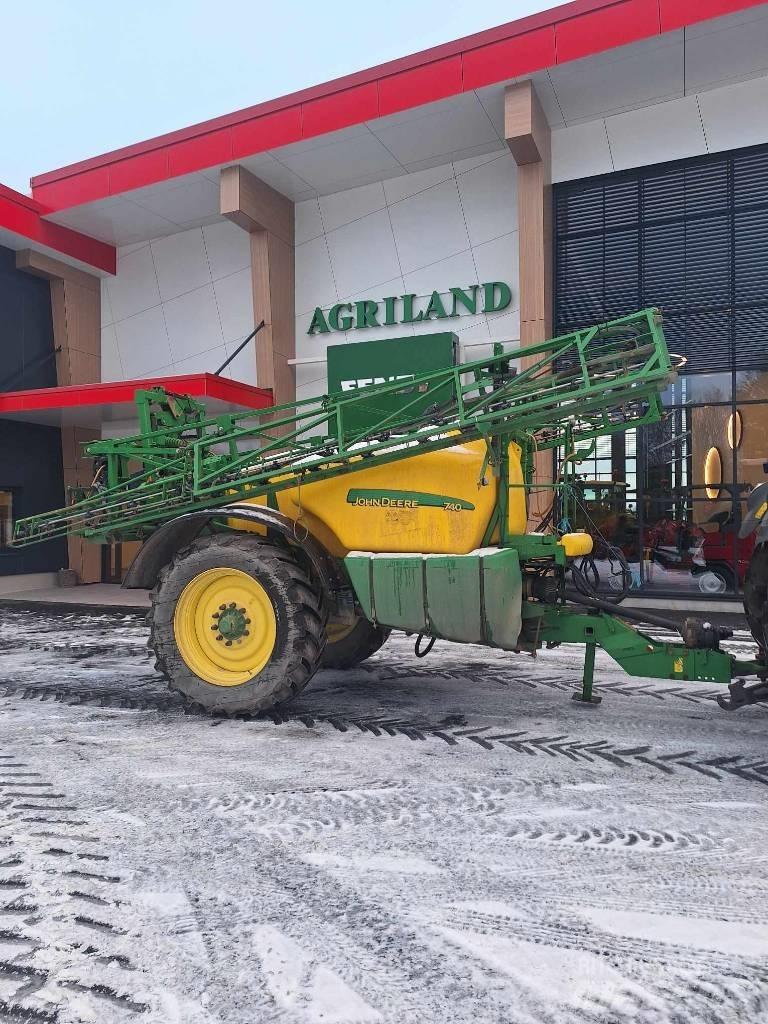 John Deere 740 Getrokken spuitmachines