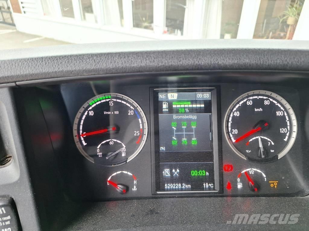 Scania R 580 LB Vrachtwagen met containersysteem