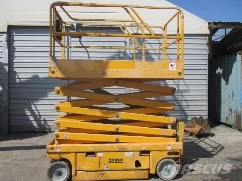 Haulotte Compact 12 Schaarhoogwerkers