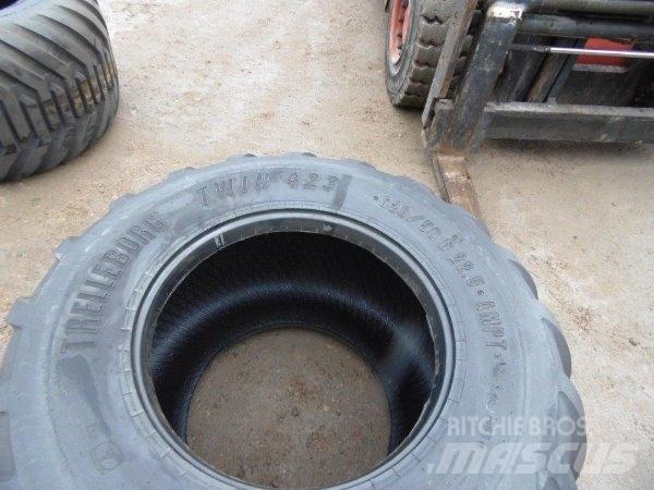 Trelleborg Twin T423 Banden, wielen en velgen