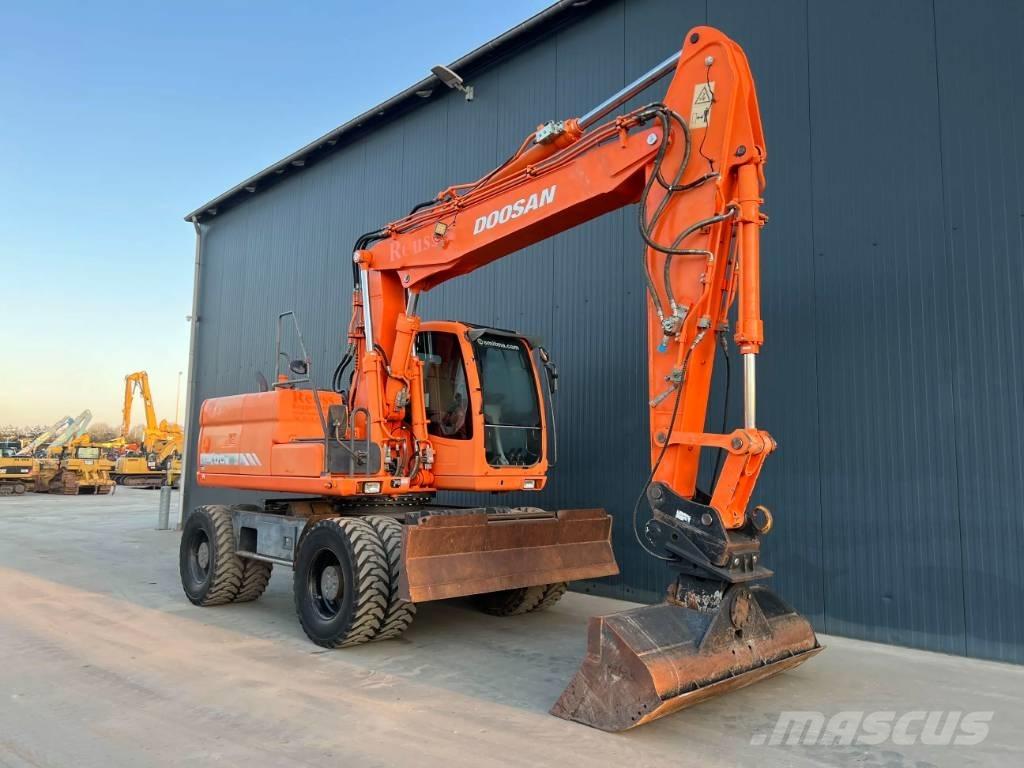 Doosan DX170W Wielgraafmachines