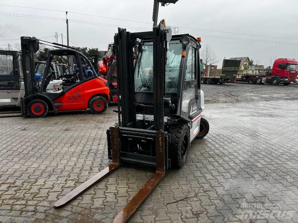 Nissan UG1D2A30LQ LPG heftrucks