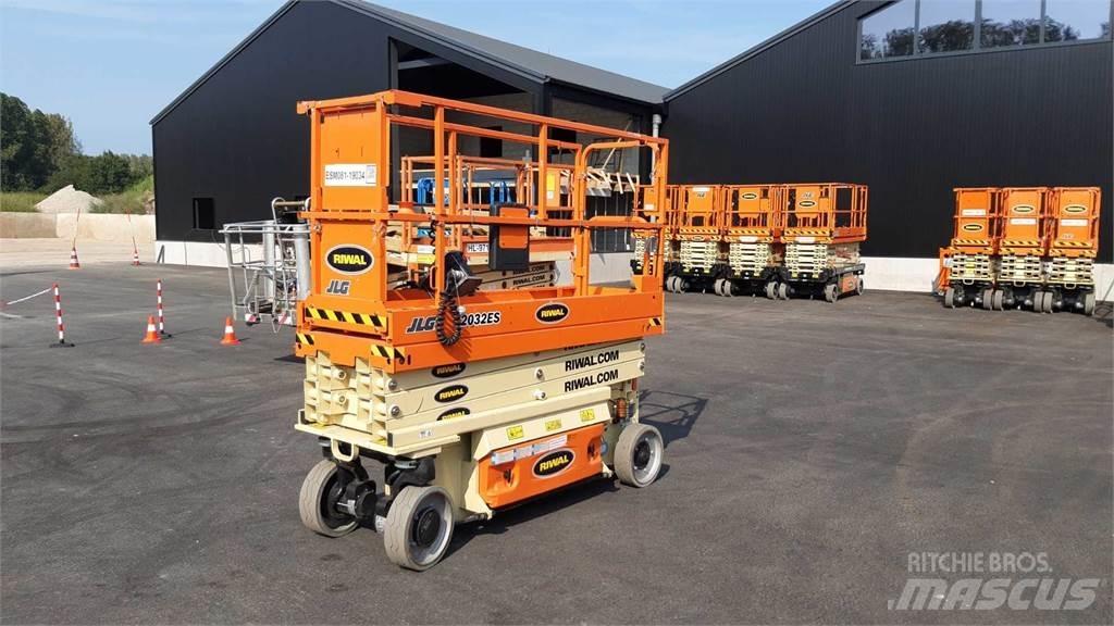 JLG 2032ES Schaarhoogwerkers