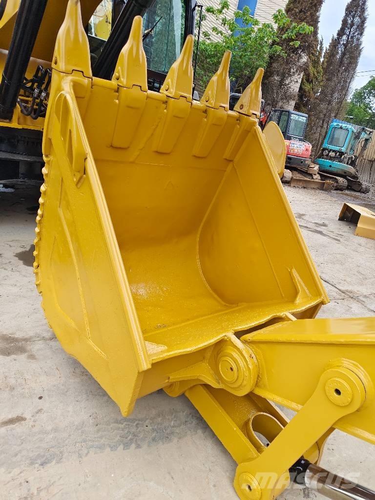 CAT 330D2L Rupsgraafmachines