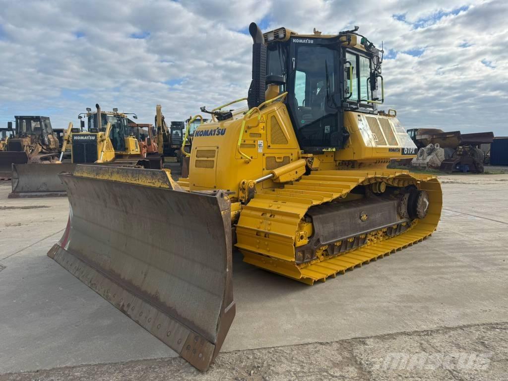 Komatsu D61PX-24 Rupsdozers