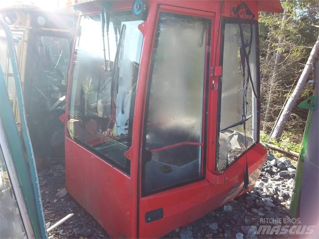 Komatsu 895 Cabine en interieur