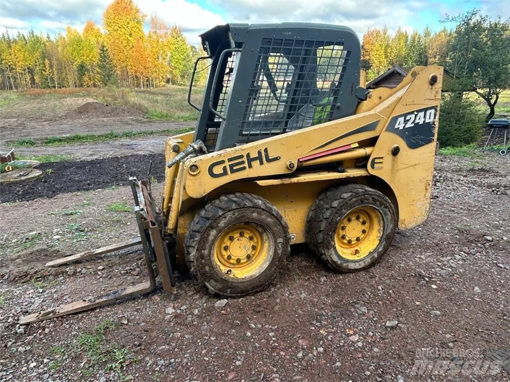 Gehl 4240 Schrankladers