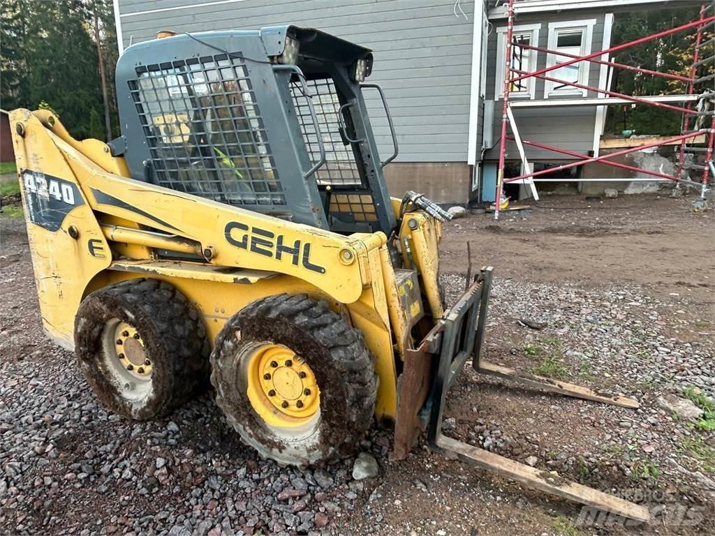 Gehl 4240 Schrankladers
