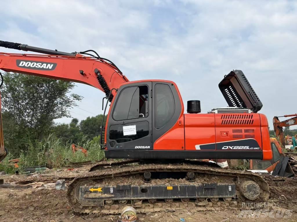 Doosan DX225LC-9C Rupsgraafmachines