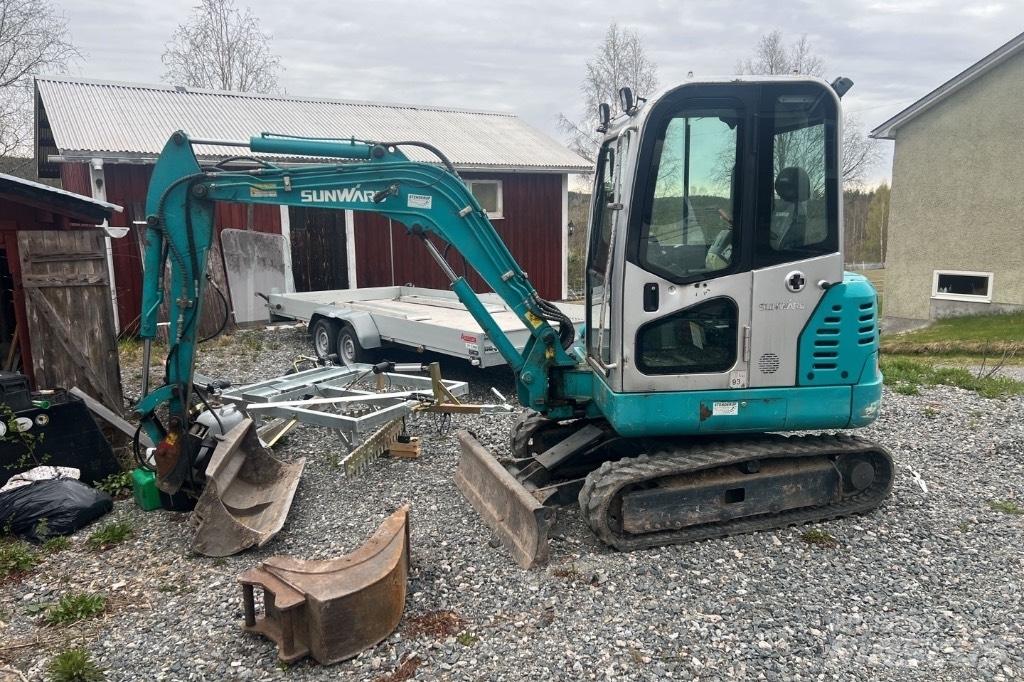 Sunward SWE 25 B Minigraafmachines < 7t