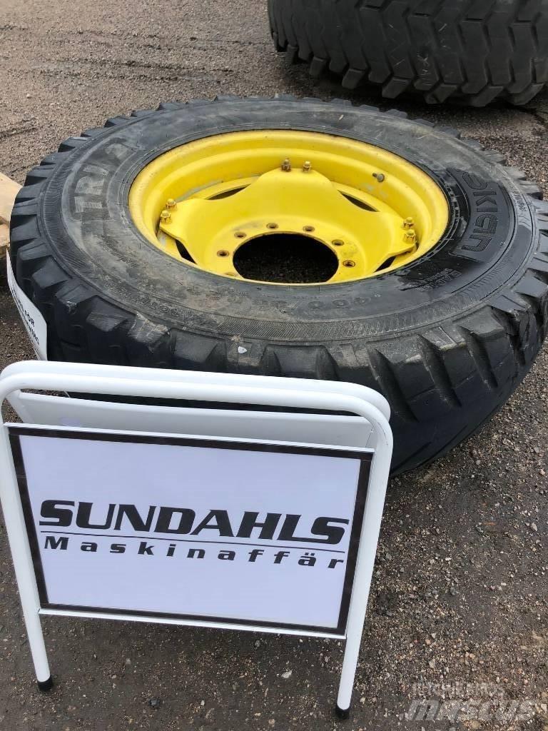 Nokian 400/80R28 Banden, wielen en velgen