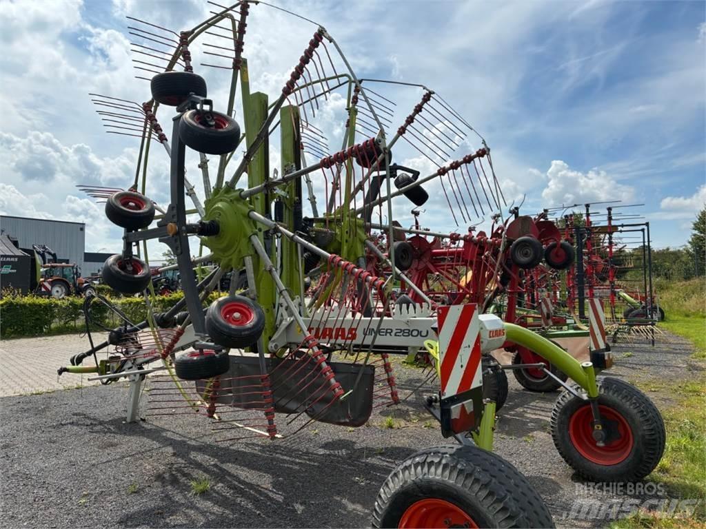 CLAAS Liner 2800 Zwadmaaiers