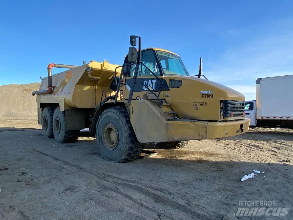 CAT 740 B Knik dumptrucks