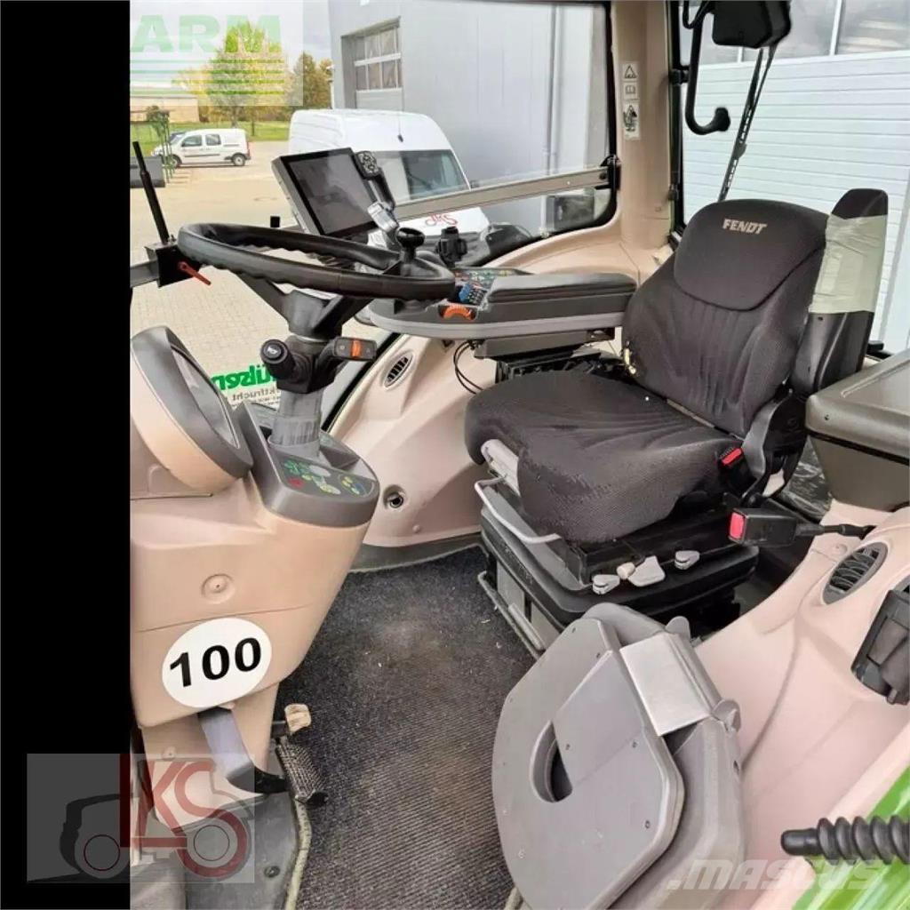 Fendt 826 s4 profi+ Tractoren
