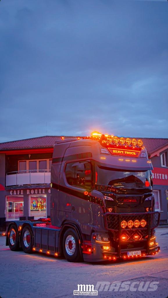 Scania S 770 Trekkers