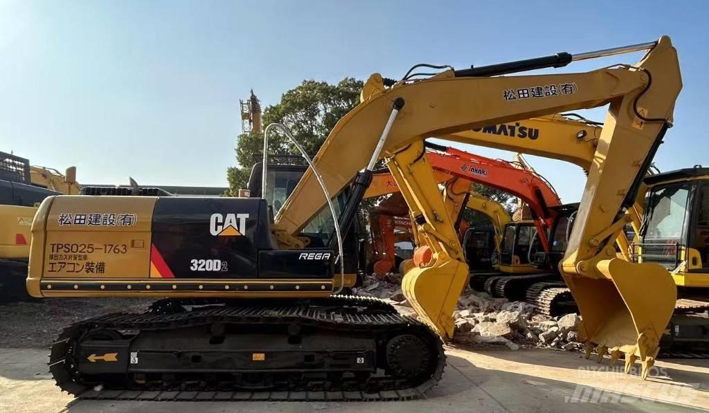 CAT 320D2 Rupsgraafmachines