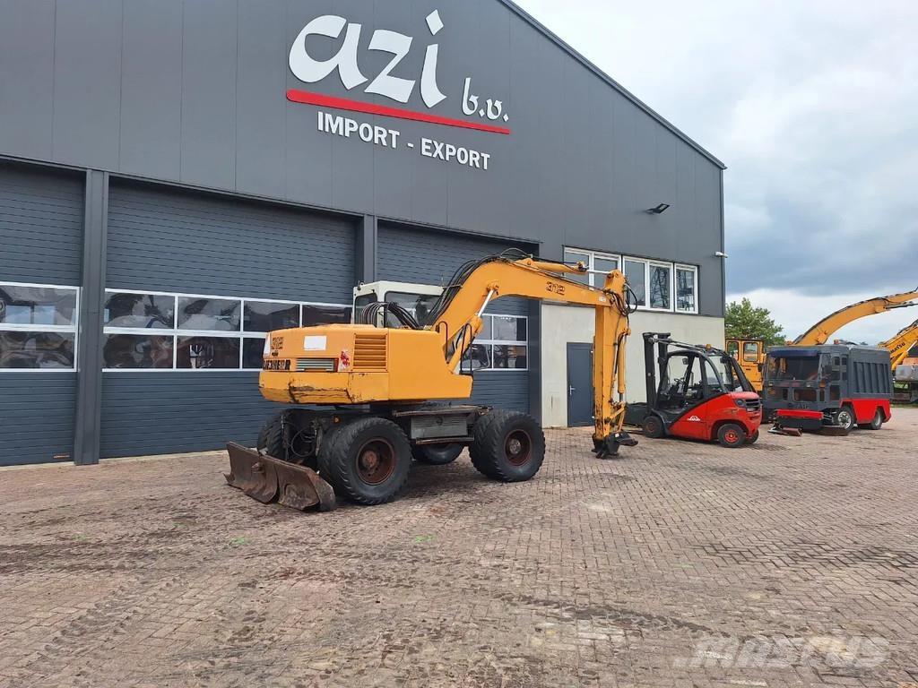 Liebherr A312 Wielgraafmachines