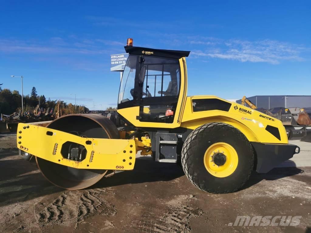 Bomag BW213D-5 Trilrolwalsen