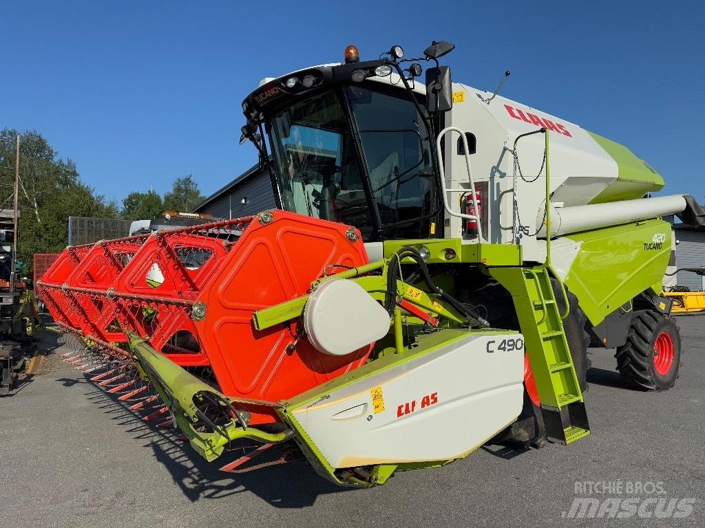 CLAAS Tucano 420 Maaidorsmachines