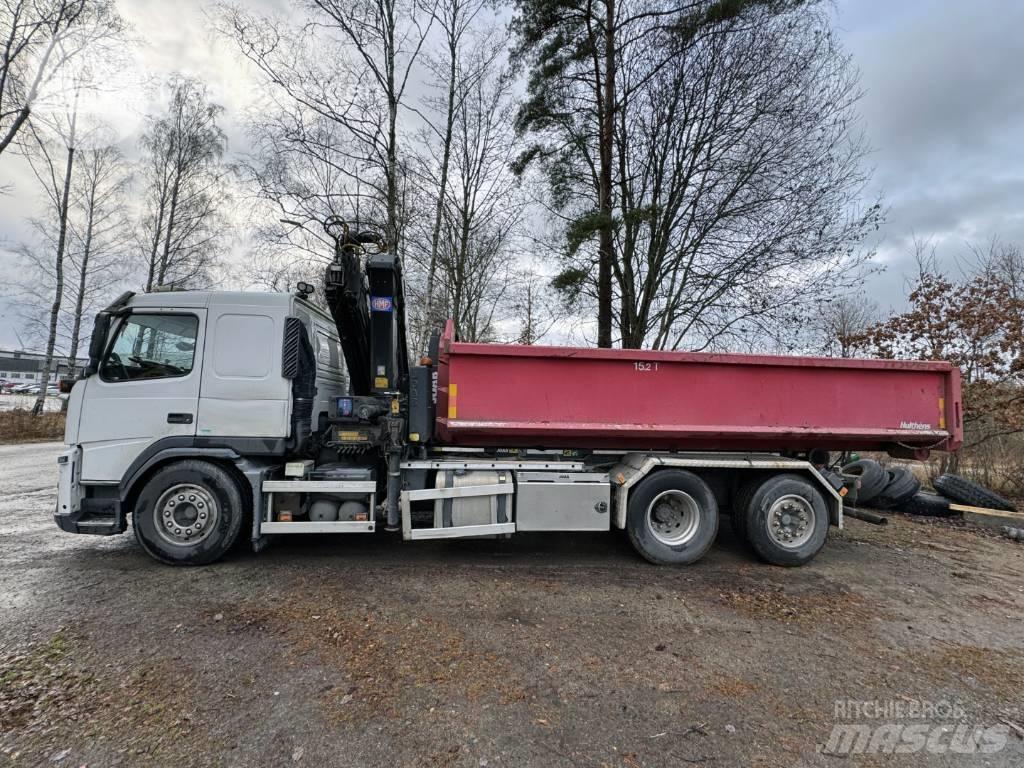 Volvo FM 460 Vlakke laadvloer met kraan