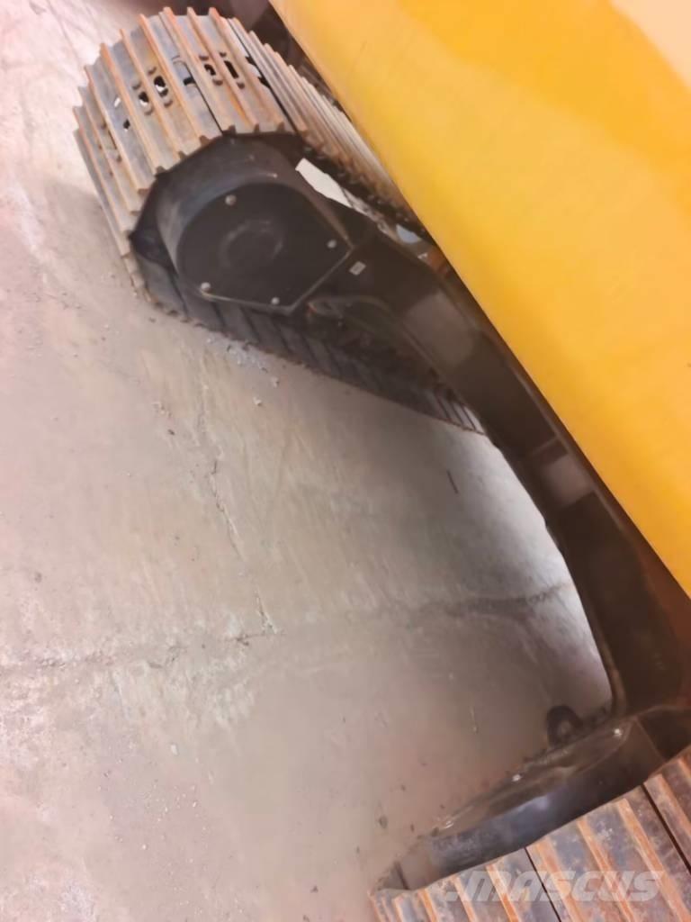 CAT 323  GC Rupsgraafmachines