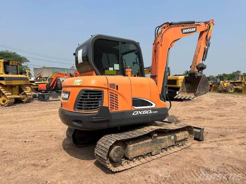 Doosan DX 60 Rupsgraafmachines