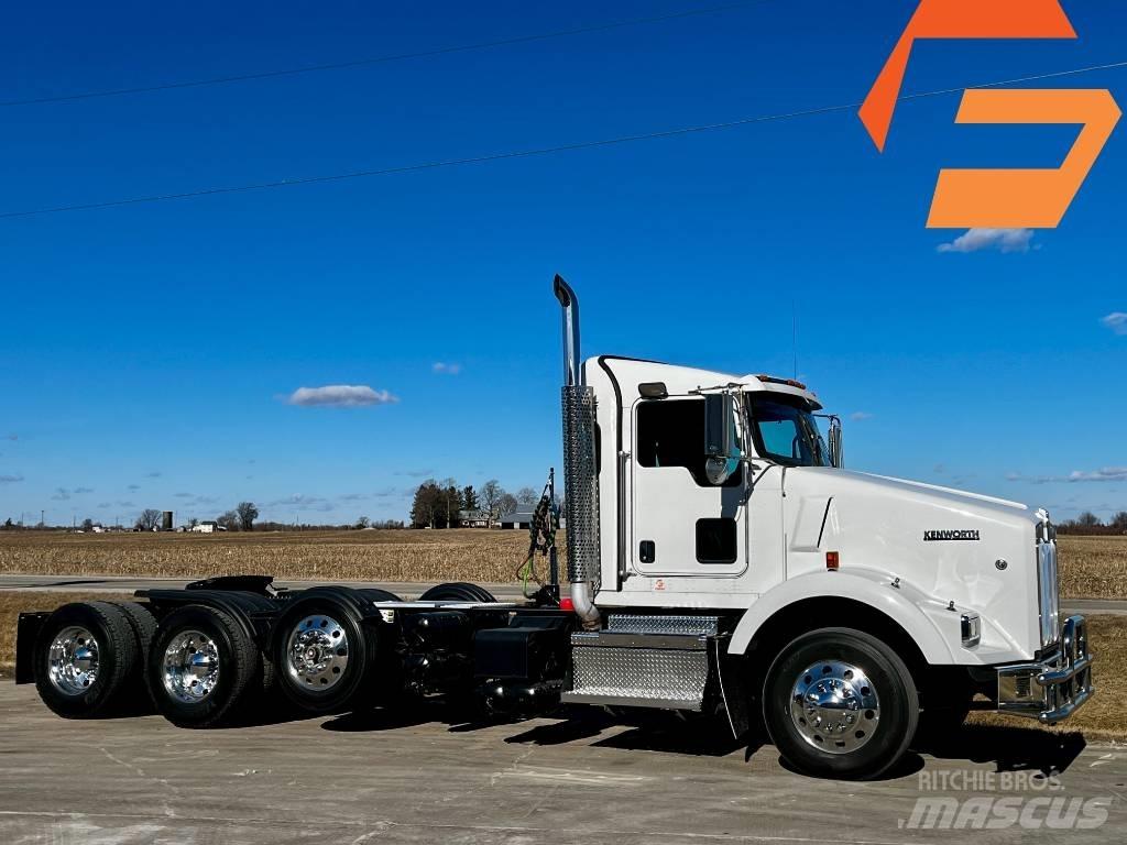 Kenworth T 800 Trekkers
