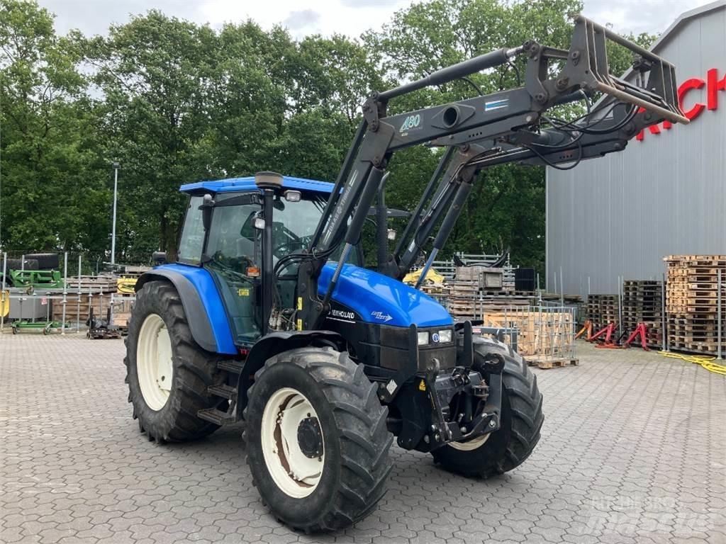 New Holland TS 115 Tractoren