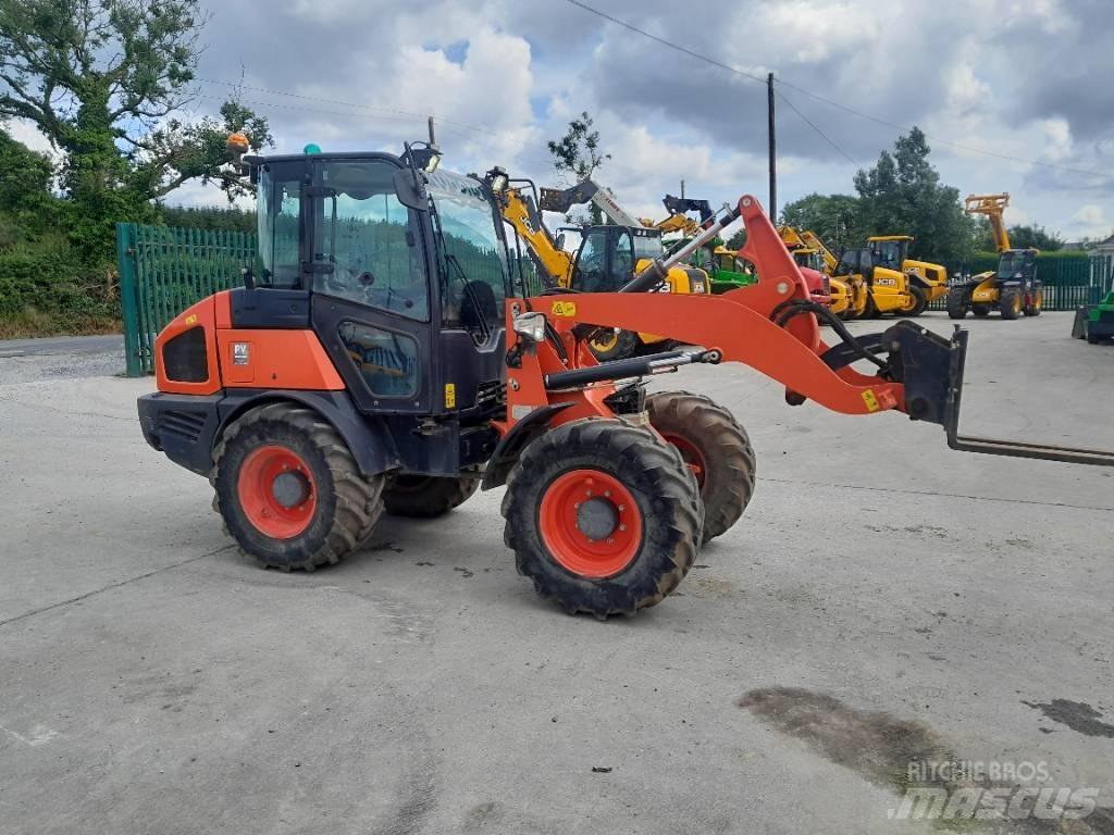 Kubota R 085 Wielladers