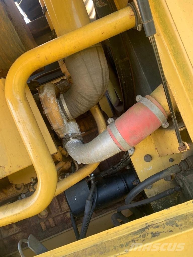 New Holland Fx375 Zelfrijdende veldhakselaars