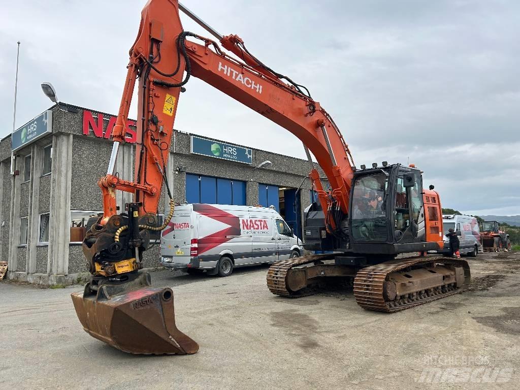 Hitachi ZX225USLC-5 Rupsgraafmachines