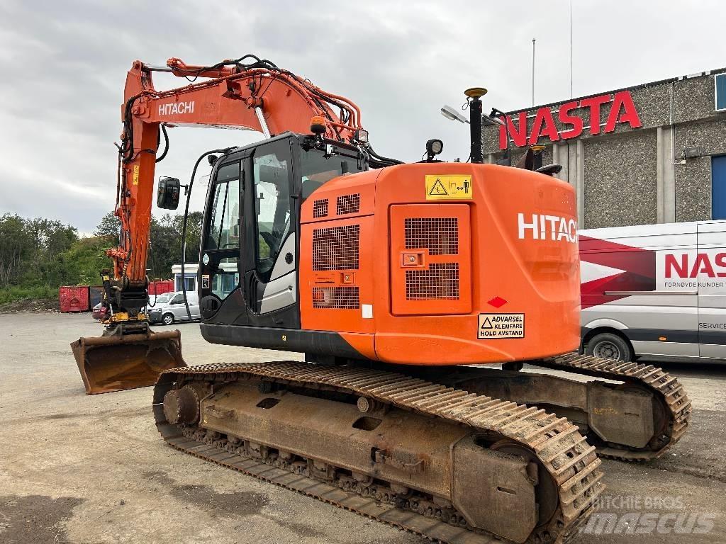 Hitachi ZX225USLC-5 Rupsgraafmachines