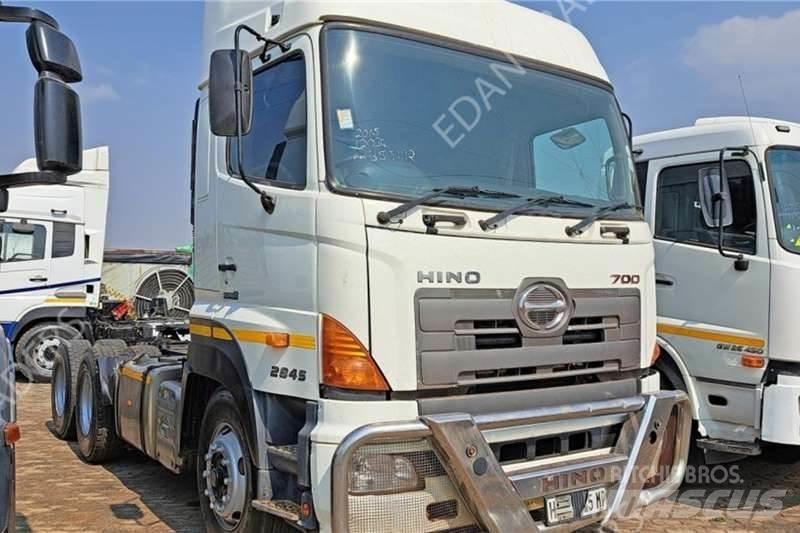 Hino 700 Anders