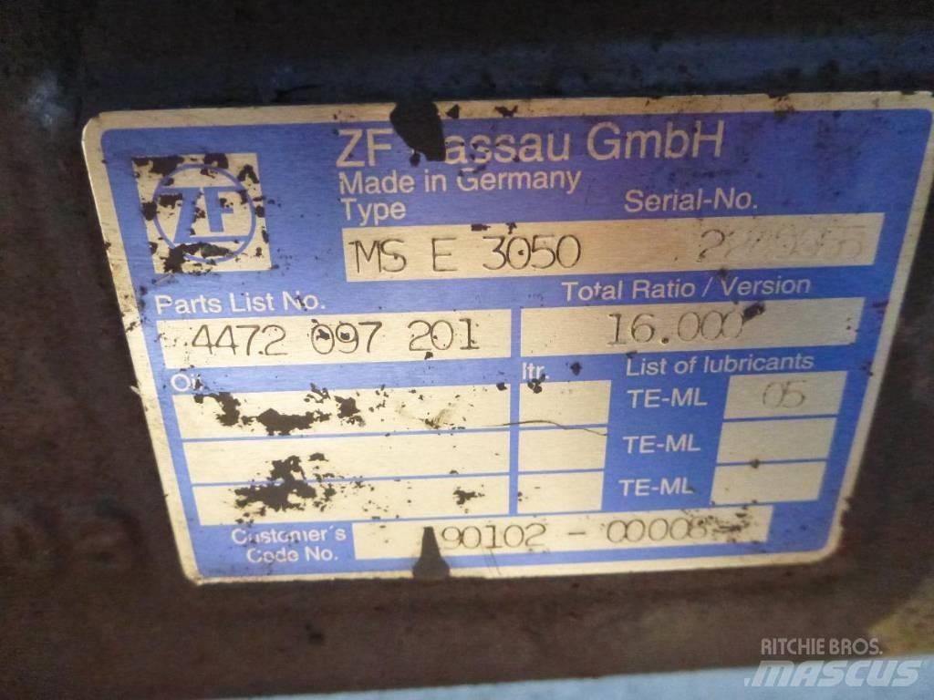 GM Doosan DX140W Assen