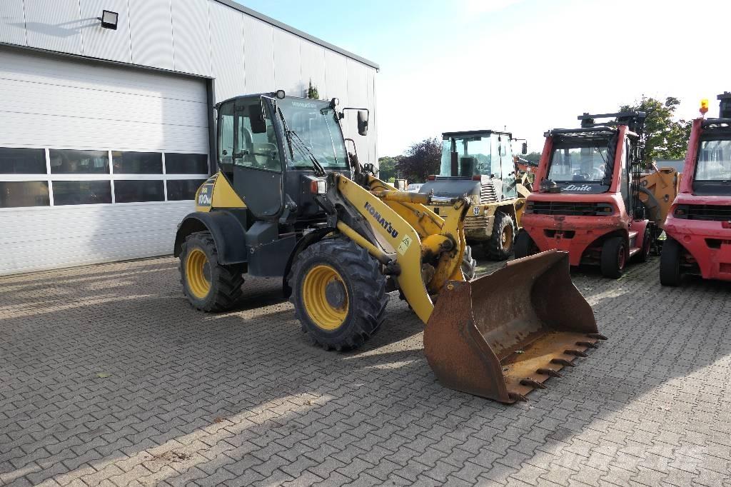 Komatsu WA 100 M-5 Wielladers