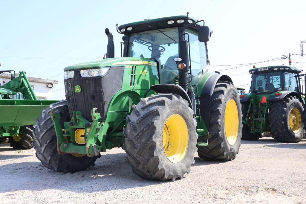 John Deere 7250 R Tractoren