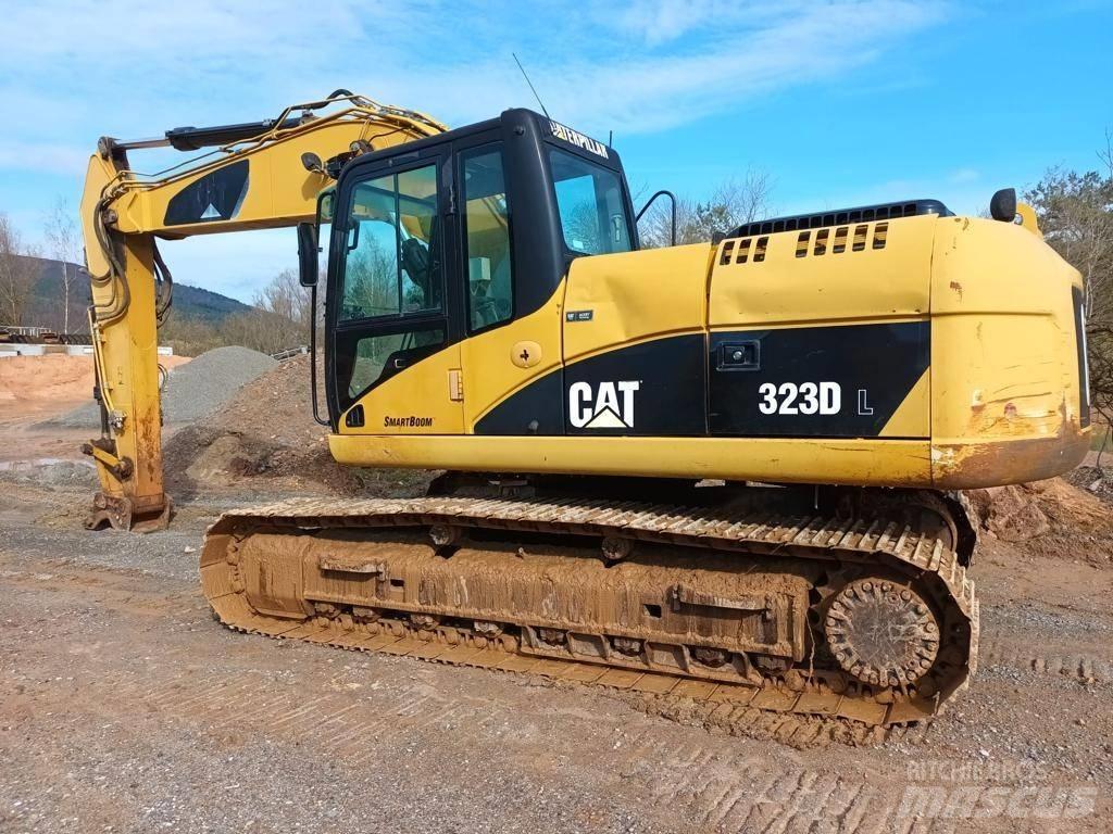 CAT 323 DL Rupsgraafmachines