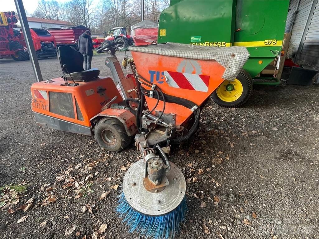  Tucheltrac Trio Overige veehouderijmachines