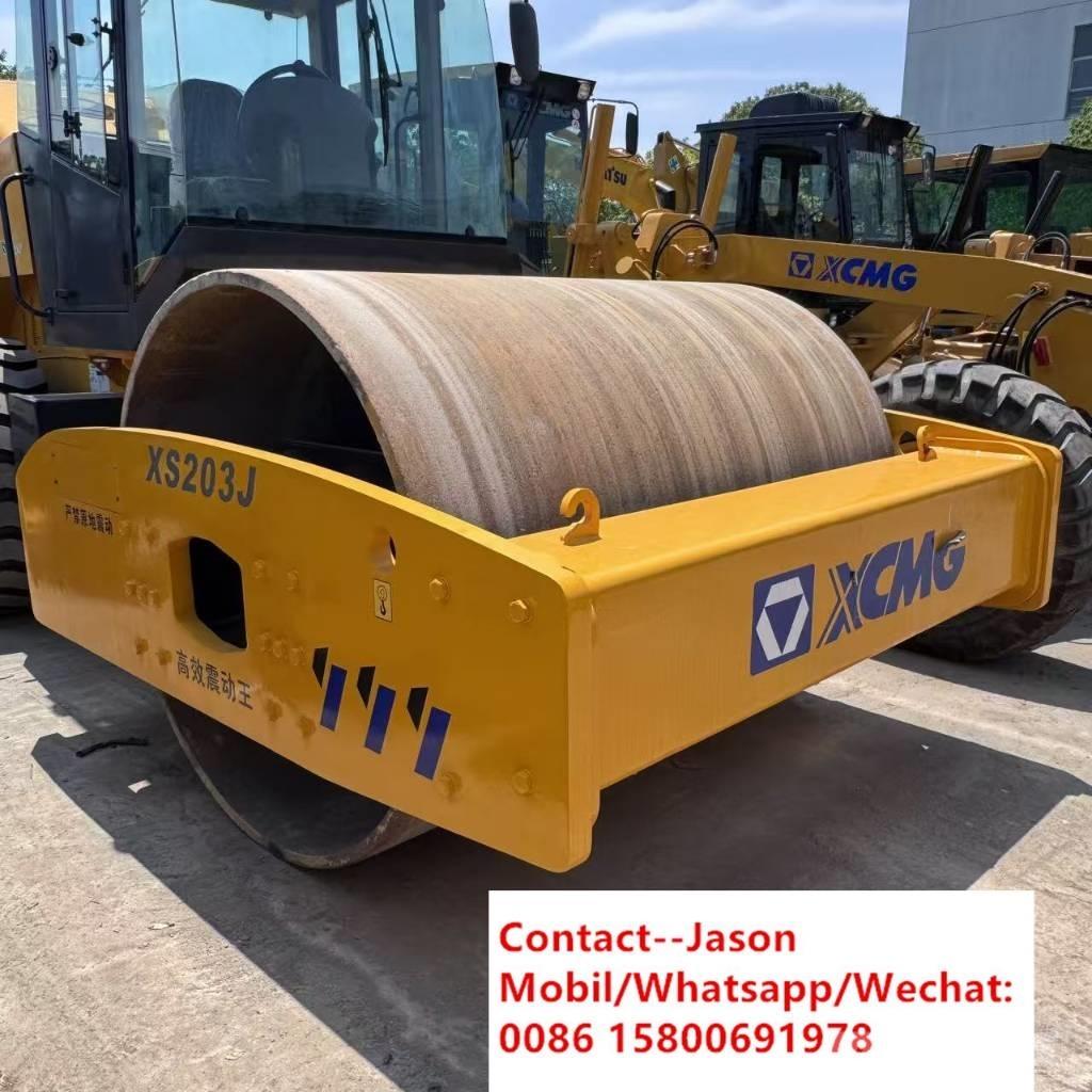 XCMG XS 203 J Trilrolwalsen