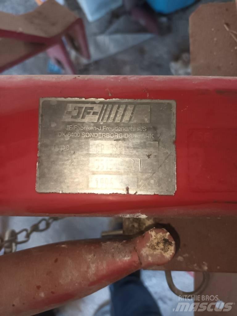 JF CR 320 Schudders
