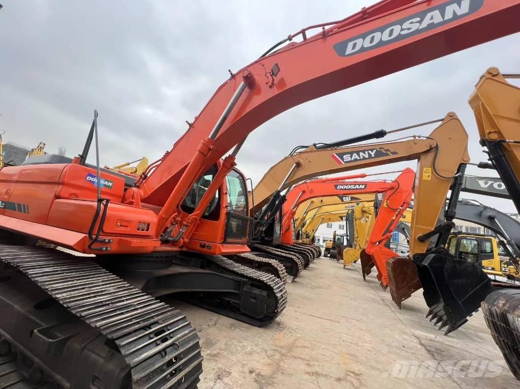 Doosan DOOOSAN DX300 Rupsgraafmachines