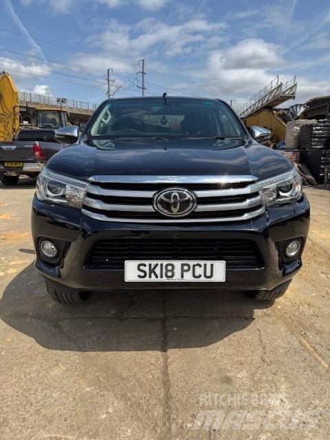 Toyota Hilux Bestelwagens met open laadbak