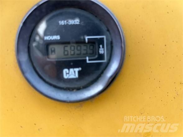 CAT D4G Rupsdozers