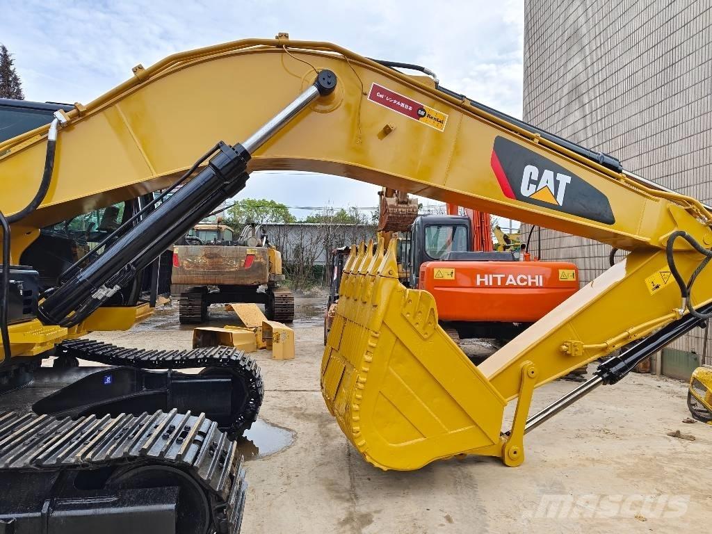 CAT 330D2L Rupsgraafmachines